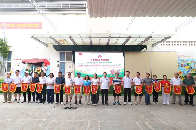 Phường Dương Nội tổ chức Lễ phát động Ngày chạy Olympic vì sức khỏe toàn dân và Giải chạy Hànộimới mở rộng lần Nhất - Vì hòa bình năm 2026- Ảnh 12.
