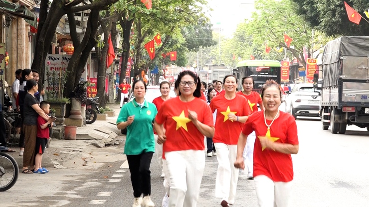 Sôi nổi Ngày chạy Olympic vì sức khỏe toàn dân 2026 tại xã Mỹ Đức- Ảnh 19.