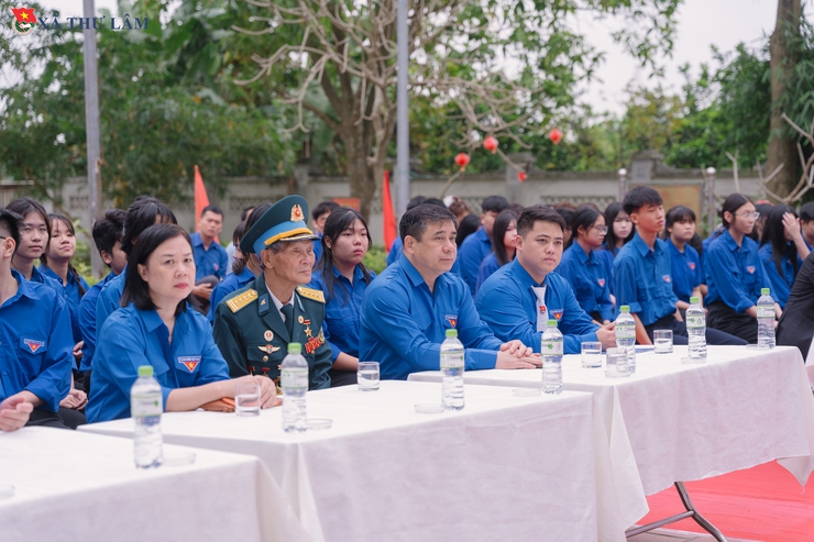 TUỔI TRẺ THƯ LÂM TỔ CHỨC LỄ KẾT NẠP ĐOÀN VIÊN MỚI CHÀO MỪNG 95 NĂM NGÀY THÀNH LẬP ĐOÀN TNCS HỒ CHÍ MINH- Ảnh 2.