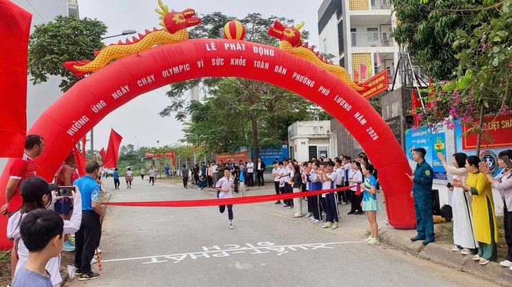 Phường Phú Lương phát động "Ngày chạy Olympic vì sức khỏe toàn dân năm 2026”- Ảnh 7.