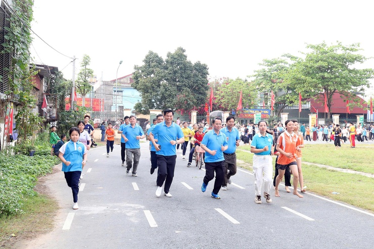 Sôi nổi Ngày chạy Olympic vì sức khỏe toàn dân năm 2026 tại xã Quảng Bị- Ảnh 7.