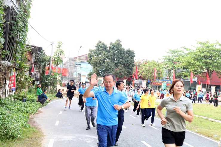 Sôi nổi Ngày chạy Olympic vì sức khỏe toàn dân năm 2026 tại xã Quảng Bị- Ảnh 9.