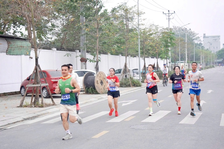 Xã Thiên Lộc Hưởng ứng ngày chạy Olympic vì sức khỏe toàn dân – Vì an ninh tổ quốc. Giải chạy Báo Hà Nội Mới lần thứ 51 vì hòa bình năm 2026- Ảnh 4.