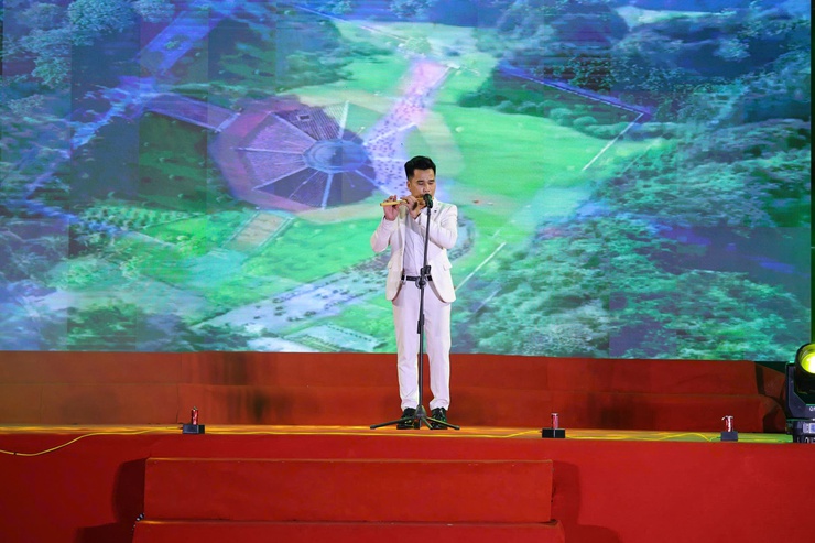 Chương trình liên hoan văn nghệ quần chúng chào mừng thành công cuộc bầu cử đại biểu Quốc hội khóa XVI và đại biểu HĐND các cấp, nhiệm kỳ 2026 – 2031- Ảnh 9.