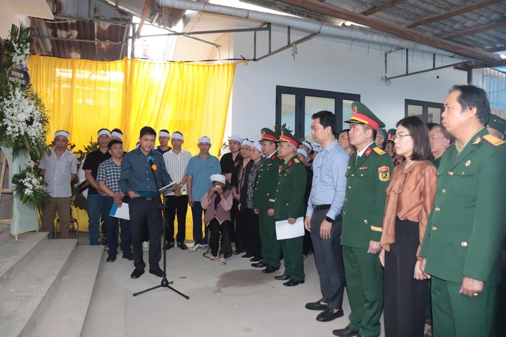 Xã Bát Tràng tổ chức Lễ truy điệu và an táng hài cốt liệt sĩ Vũ Hồng Doanh- Ảnh 2.