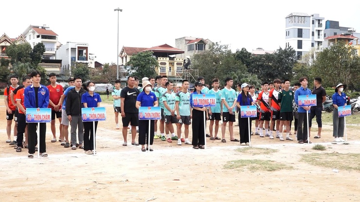 Giải bóng đá thanh niên Bình Đà chào mừng kỷ niệm 95 năm ngày thành lập đoàn TNCS Hồ Chí Minh, mừng lễ hội cổ truyền làng Bình Đà năm 2026- Ảnh 1.