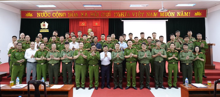 Cụm thi đua số 16 – Công an Thành phố Hà Nội: Nâng cao hiệu quả bảo đảm an ninh trật tự công tác giải phóng mặt bằng từ cơ sở- Ảnh 6.