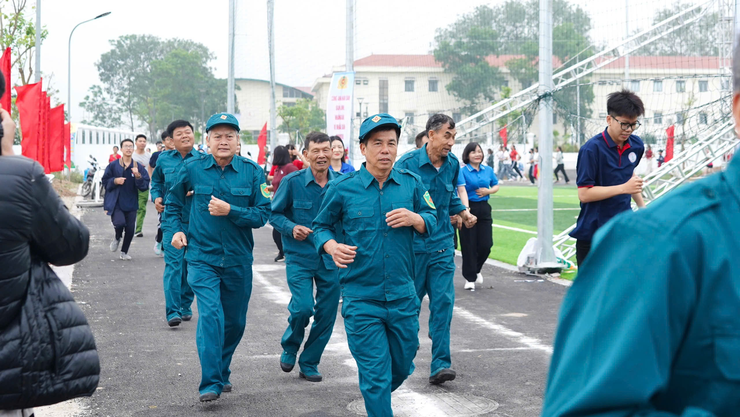 Xã Yên Lãng tổ chức Lễ phát động “Ngày chạy Olympic vì sức khỏe toàn dân - vì An ninh tổ quốc” năm 2026- Ảnh 14.