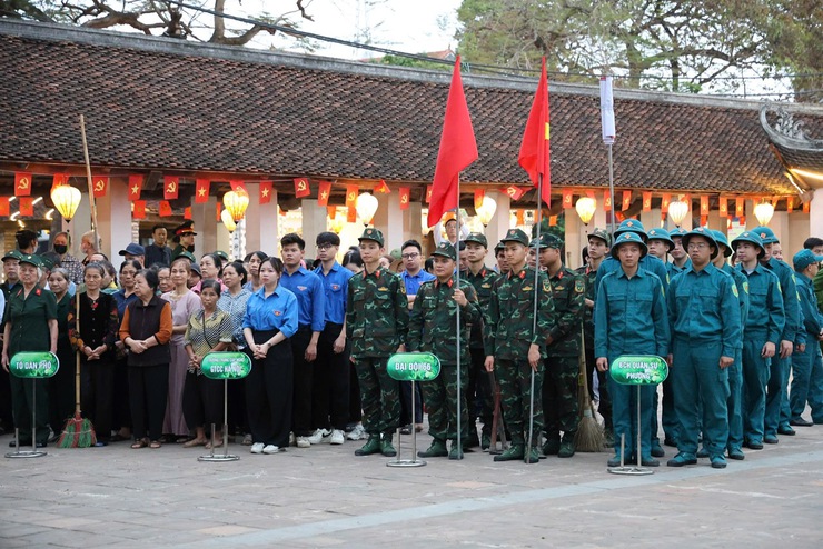 Phường Tây Tựu tổ chức Lễ ra quân mô hình tháng 3 “Con đường quân dân”- Ảnh 4.