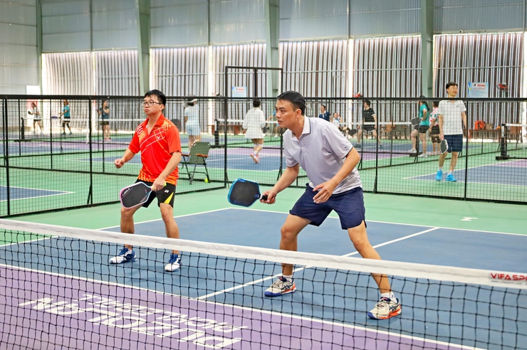 Sôi động giao lưu Pickleball kết nối cán bộ 3 địa phương Sơn Tây - Tùng Thiện - Đoài Phương- Ảnh 3.