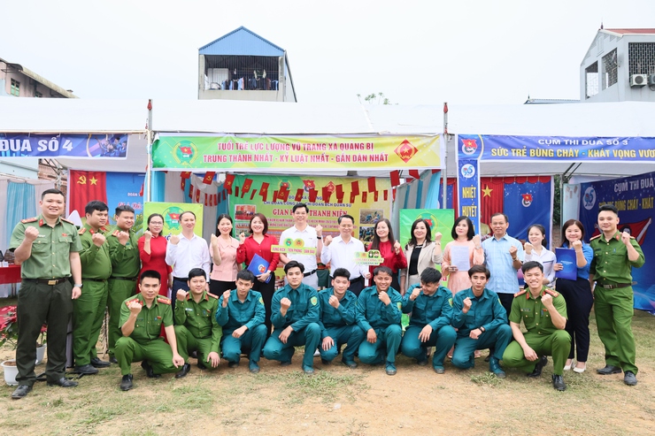 Chi đoàn Công an xã tuyên truyền kỹ năng PCCC tại Ngày hội Đoàn viên – Thanh niên 2026- Ảnh 6.