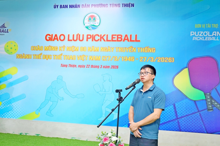 Sôi động giao lưu Pickleball kết nối cán bộ 3 địa phương Sơn Tây - Tùng Thiện - Đoài Phương- Ảnh 1.
