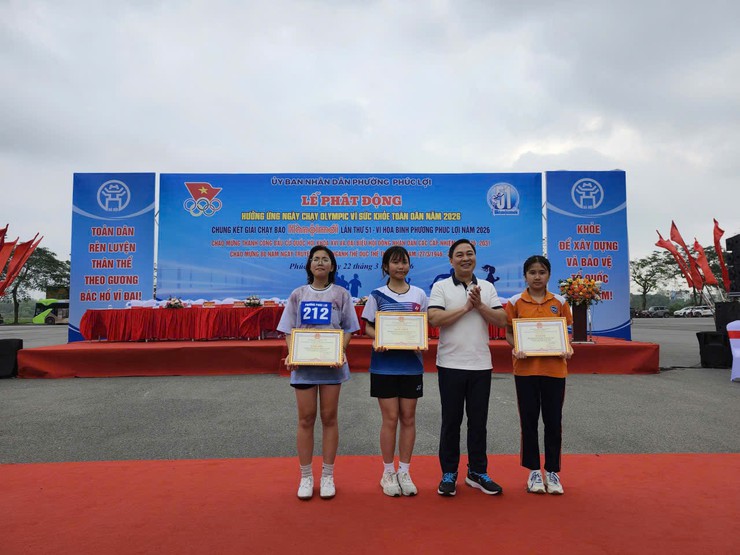 Lan tỏa Ngày chạy Olympic vì sức khỏe toàn dân năm 2026 tại phường Phúc Lợi- Ảnh 7.