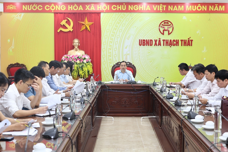 Hội nghị nghe báo cáo về công tác tuyển sinh lớp 6 năm học 2026 - 2027 tại xã Thạch Thất- Ảnh 1.