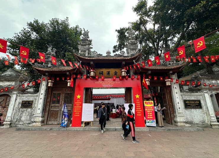 NÉT ĐẸP CỦA NGÔI ĐỀN CỔ TRẤN PHÍA NAM HÀ NỘI- Ảnh 2.