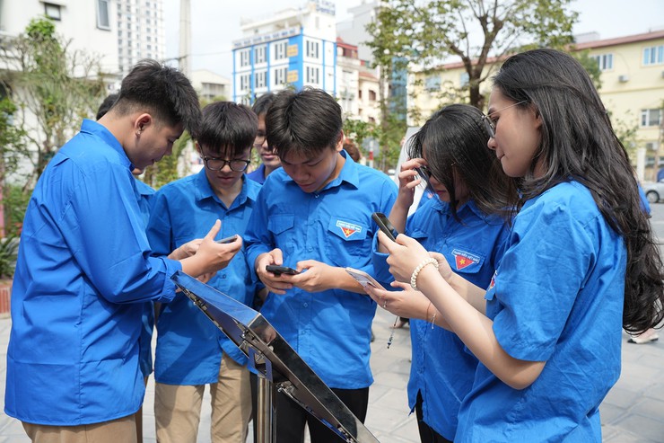 "SỐ HÓA" TRUYỀN THỐNG, ĐÁNH THỨC CÁC GIÁ TRỊ DI SẢN- Ảnh 2.