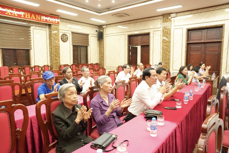 95 NĂM NGỌN LỬA HỒNG: CUỘC GẶP GỠ CỦA NHỮNG "MÀU ÁO XANH" HUYỀN THOẠI- Ảnh 10.