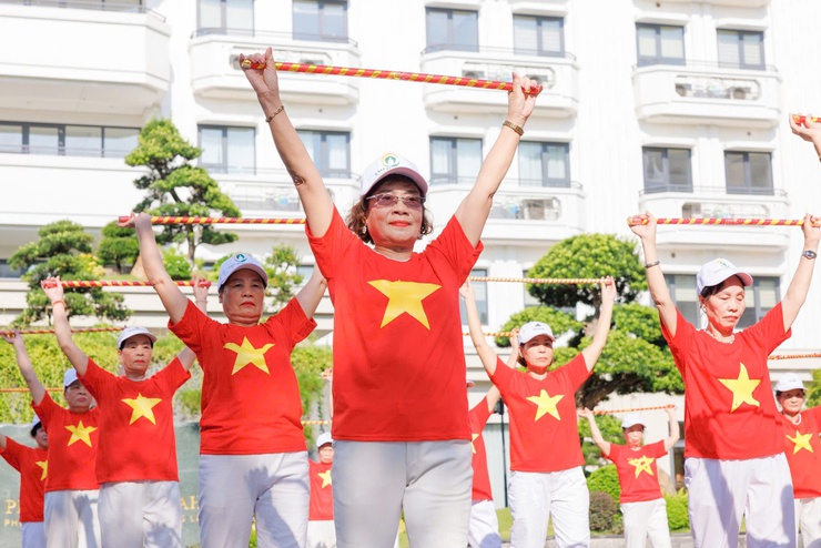 Câu lạc bộ dưỡng sinh Thụy Phương: 30 năm một chặng đường xây dựng và phát triển- Ảnh 12.