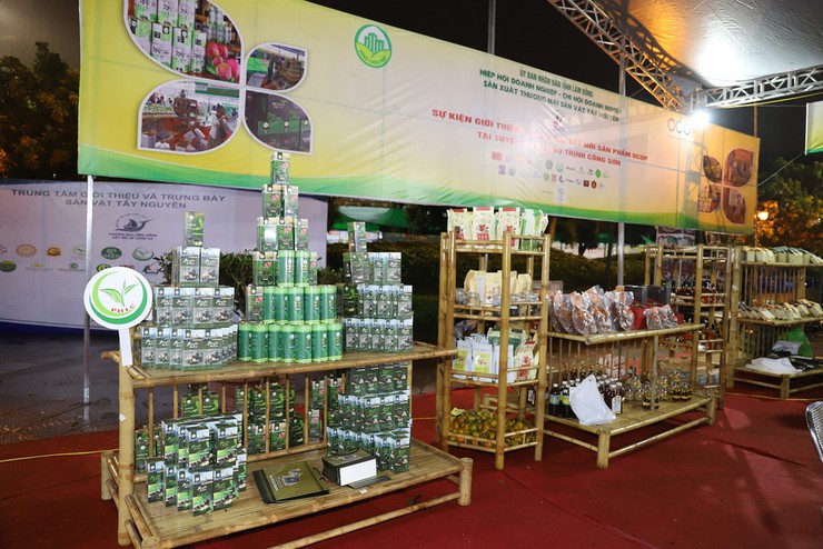 Hà Nội tổ chức sự kiện giới thiệu sản phẩm OCOP gắn với văn hóa vùng miền năm 2026- Ảnh 1.