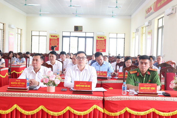 Đảng ủy xã Bất Bạt tổ chức hội nghị thực hiện các quy trình về công tác cán bộ- Ảnh 4.