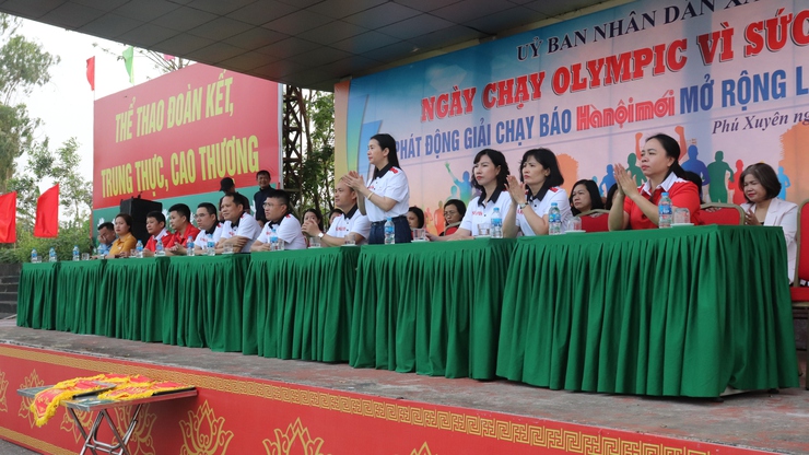 Sôi nổi ngày chạy olympic vì sức khỏe toàn dân tại xã phú xuyên năm 2026- Ảnh 3.