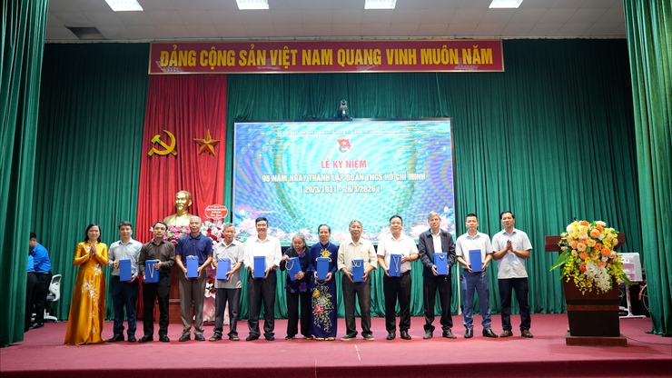 Đoàn TNCS Hồ Chí Minh xã Dương Hoà tổ chức lễ kỷ niệm 95 năm Ngày thành lập Đoàn TNCS Hồ Chí Minh (26/3/1931-26/3/2026)- Ảnh 9.