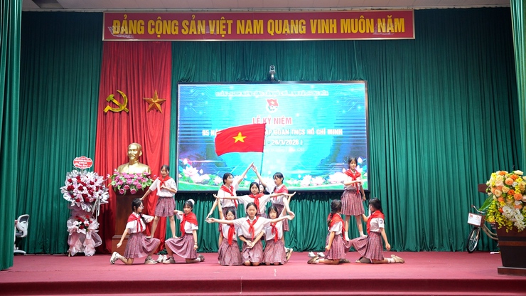 Đoàn TNCS Hồ Chí Minh xã Dương Hoà tổ chức lễ kỷ niệm 95 năm Ngày thành lập Đoàn TNCS Hồ Chí Minh (26/3/1931-26/3/2026)- Ảnh 1.