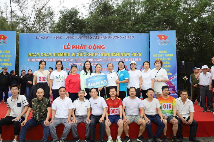 Phường Yên Sở phát động Ngày chạy Olympic vì sức khỏe toàn dân năm 2026- Ảnh 5.