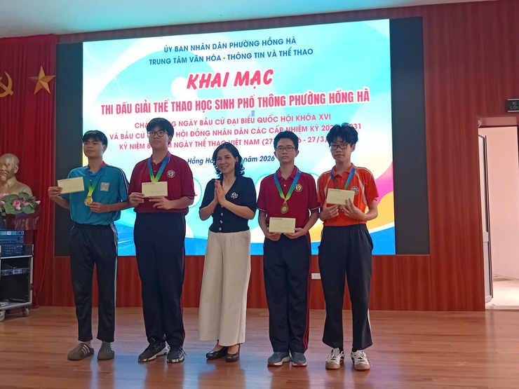 Khởi tranh Giải Cờ vua học sinh phường Hồng Hà năm 2026: Nơi những "kỳ thủ nhí" tỏa sáng
- Ảnh 9.