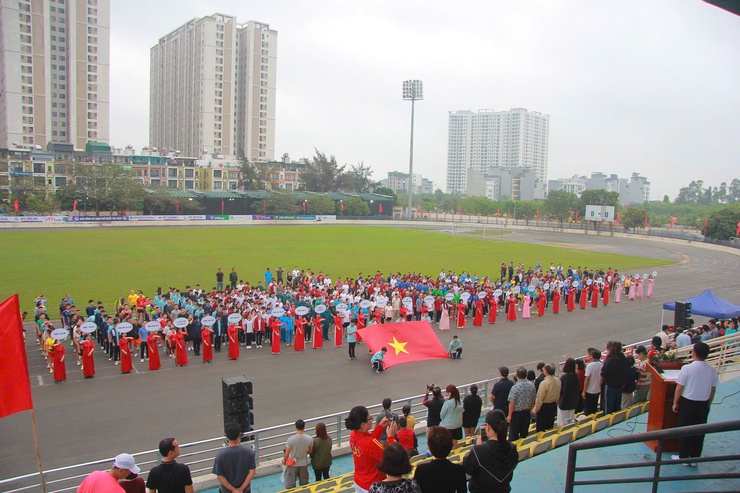 Sôi nổi Ngày chạy Olympic vì sức khỏe toàn dân năm 2026 tại xã Thanh Trì- Ảnh 1.