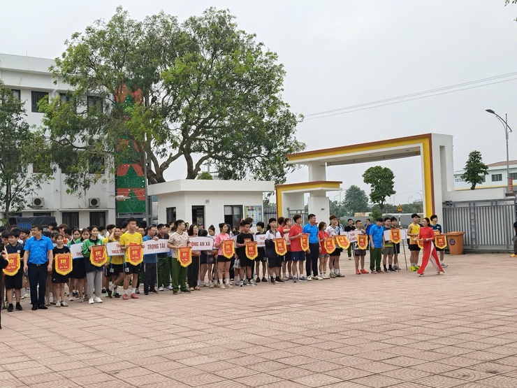 UBND XÃ THƯ LÂM TỔ CHỨC NGÀY CHẠY OLYMPIC VÌ SỨC KHỎE TOÀN DÂN, VÌ AN NINH TỔ QUỐC VÀ GIẢI CHẠY BÁO HÀ NỘI MỚI LẦN THỨ I – VÌ HÒA BÌNH NĂM 2026- Ảnh 6.