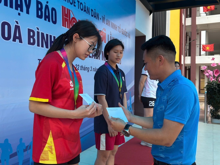 UBND XÃ THƯ LÂM TỔ CHỨC NGÀY CHẠY OLYMPIC VÌ SỨC KHỎE TOÀN DÂN, VÌ AN NINH TỔ QUỐC VÀ GIẢI CHẠY BÁO HÀ NỘI MỚI LẦN THỨ I – VÌ HÒA BÌNH NĂM 2026- Ảnh 21.