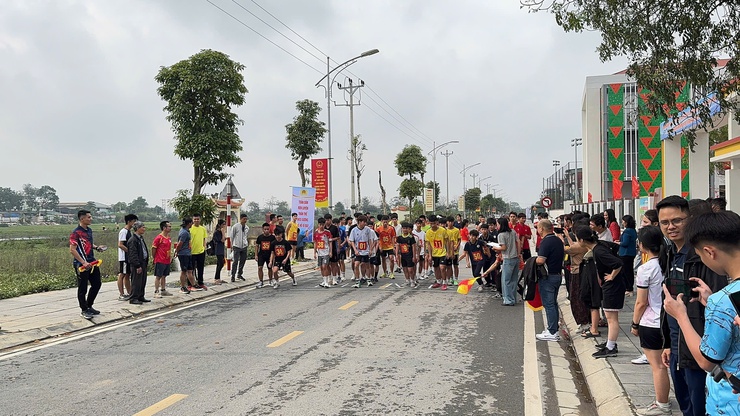 UBND XÃ THƯ LÂM TỔ CHỨC NGÀY CHẠY OLYMPIC VÌ SỨC KHỎE TOÀN DÂN, VÌ AN NINH TỔ QUỐC VÀ GIẢI CHẠY BÁO HÀ NỘI MỚI LẦN THỨ I – VÌ HÒA BÌNH NĂM 2026- Ảnh 13.