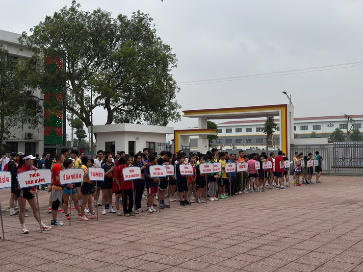 UBND XÃ THƯ LÂM TỔ CHỨC NGÀY CHẠY OLYMPIC VÌ SỨC KHỎE TOÀN DÂN, VÌ AN NINH TỔ QUỐC VÀ GIẢI CHẠY BÁO HÀ NỘI MỚI LẦN THỨ I – VÌ HÒA BÌNH NĂM 2026- Ảnh 4.