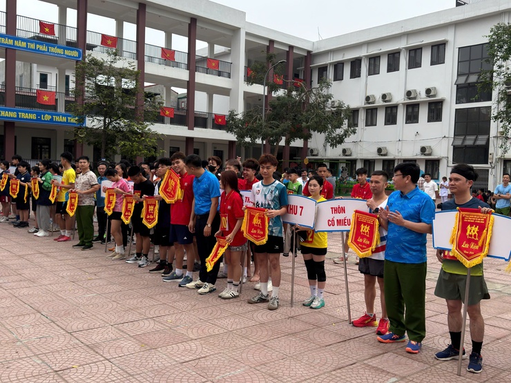 UBND XÃ THƯ LÂM TỔ CHỨC NGÀY CHẠY OLYMPIC VÌ SỨC KHỎE TOÀN DÂN, VÌ AN NINH TỔ QUỐC VÀ GIẢI CHẠY BÁO HÀ NỘI MỚI LẦN THỨ I – VÌ HÒA BÌNH NĂM 2026- Ảnh 5.