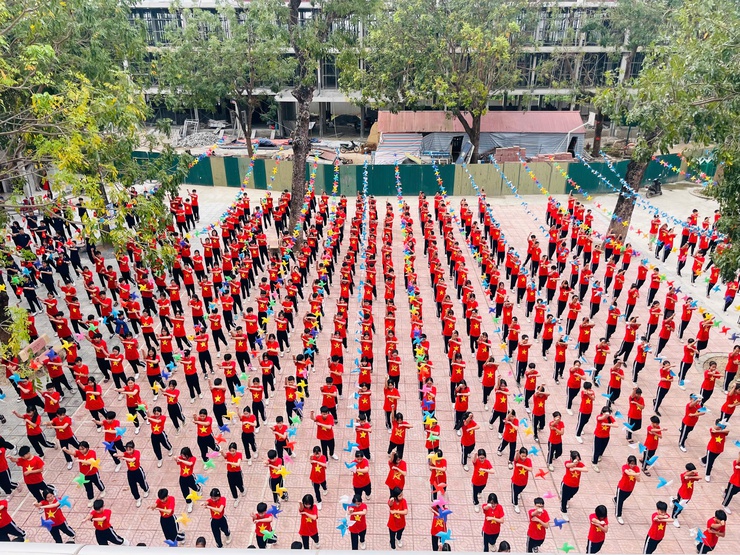 Sôi nổi Ngày hội "Thiếu nhi khỏe – Tiến bước lên Đoàn" tại THCS Phụng Thượng- Ảnh 7.