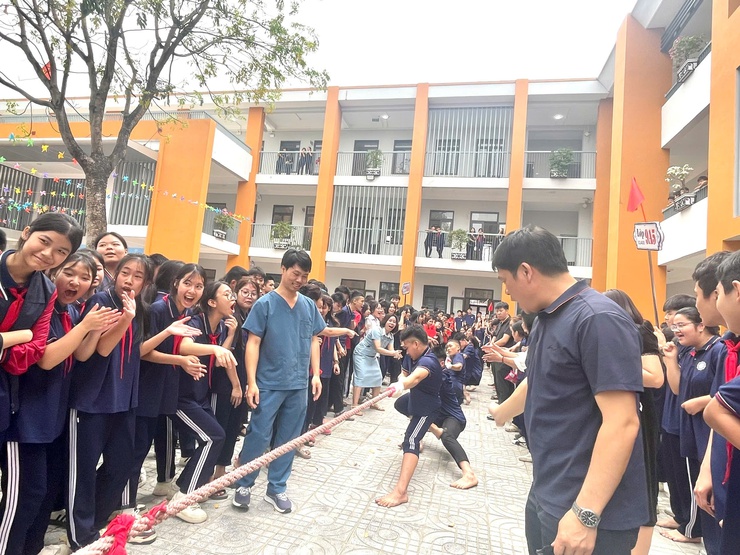 Sôi nổi Ngày hội "Thiếu nhi khỏe – Tiến bước lên Đoàn" tại THCS Phụng Thượng- Ảnh 10.