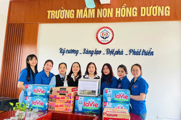 CÔ GIÁO PHẠM ANH TOÀN – BÍ THƯ CHI ĐOÀN NHIỆT HUYẾT CỦA TRƯỜNG MẦM NON HỒNG DƯƠNG- Ảnh 7.