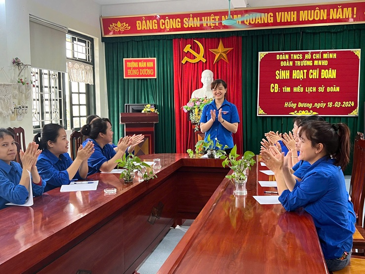 CÔ GIÁO PHẠM ANH TOÀN – BÍ THƯ CHI ĐOÀN NHIỆT HUYẾT CỦA TRƯỜNG MẦM NON HỒNG DƯƠNG- Ảnh 2.