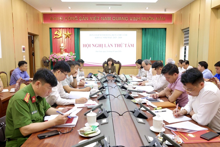 Ban Chấp hành Đảng bộ xã Thư Lâm khoá I, nhiệm kỳ 2025—2030 tổ chức Hội nghị lần thứ Tám- Ảnh 6.