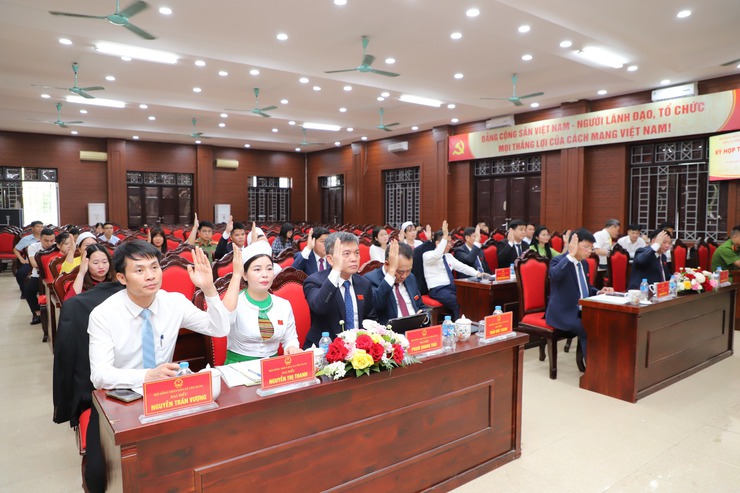 Xã Yên Xuân tổ chức thành công Kỳ họp thứ nhất HĐND xã khóa II, nhiệm kỳ 2026–2031- Ảnh 6.
