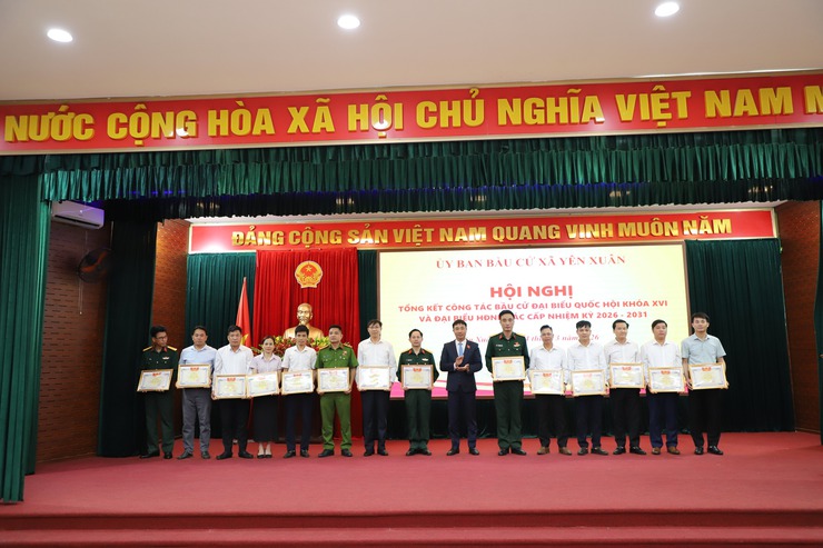 Hội nghị tổng kết công tác bầu cử đại biểu Quốc hội khóa XVI và đại biểu Hội đồng nhân dân các cấp nhiệm kỳ 2026–2031- Ảnh 6.