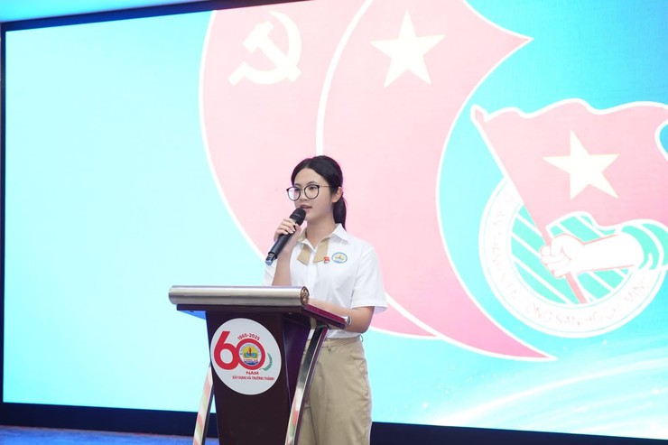 ĐOÀN PHƯỜNG LÁNG TỔ CHỨC LỄ KỶ NIỆM 95 NĂM NGÀY THÀNH LẬP ĐOÀN TNCS HỒ CHÍ MINH VÀ KẾT NẠP ĐOÀN VIÊN MỚI NĂM 2026- Ảnh 7.