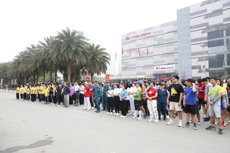 Phường Hà Đông phát động Ngày chạy Olympic vì sức khỏe toàn dân - Vì an ninh Tổ quốc năm 2026- Ảnh 2.
