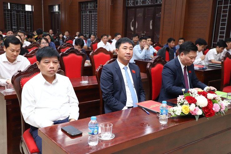 Hội nghị tổng kết công tác bầu cử đại biểu Quốc hội khóa XVI và đại biểu Hội đồng nhân dân các cấp nhiệm kỳ 2026–2031- Ảnh 2.