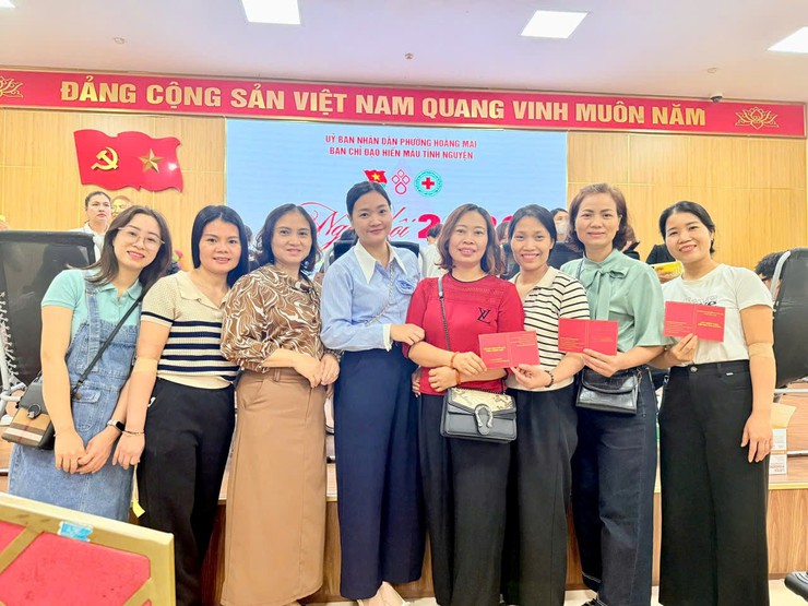 TRƯỜNG MẦM NON THỊNH LIỆT TÍCH CỰC THAM GIA HIẾN MÁU TÌNH NGUYỆN - LAN TỎA YÊU THƯƠNG- Ảnh 1.