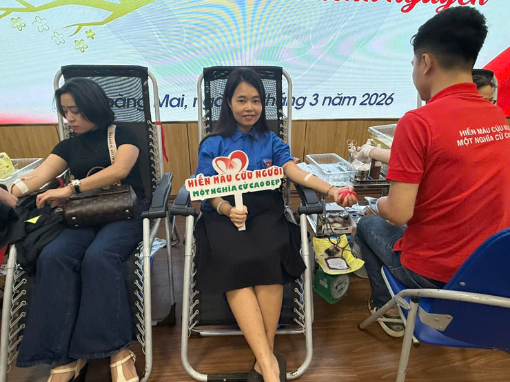 Trường mầm non Tân Mai tham gia "Ngày hội hiến máu tình nguyện"- Ảnh 3.