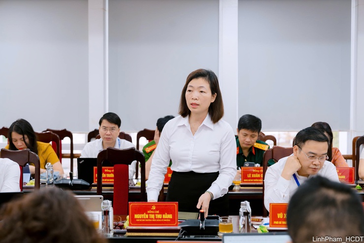 Đoàn kiểm tra số 11 Ban Thường vụ Thành ủy làm việc tại Việt Hưng và Long Biên về triển khai nghị quyết của Đảng- Ảnh 3.