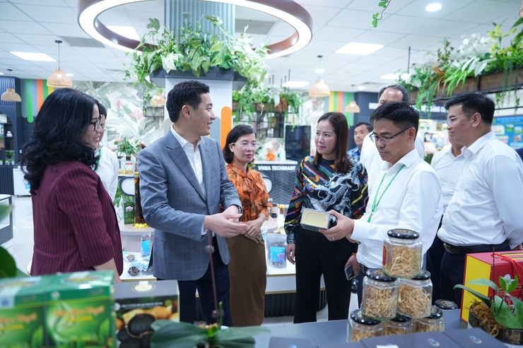 Xã Gia Lâm và Học viện Nông nghiệp Việt Nam, ký kết hợp tác, thống nhất 4 nội dung quan trọng về nông nghiệp, đào tạo- Ảnh 8.