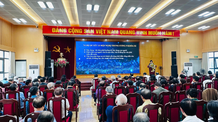 Trung tâm Chính trị phường Tây Hồ tổ chức khai mạc lớp bồi dưỡng Báo cáo viên, tuyên truyền viên tháng 3/2026- Ảnh 3.